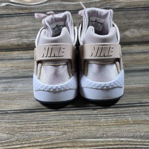 Nike Air Huarache Run Particle Beige Pink Desert Sand Size 6Y (Women's 7.5) - Picture 4 of 8